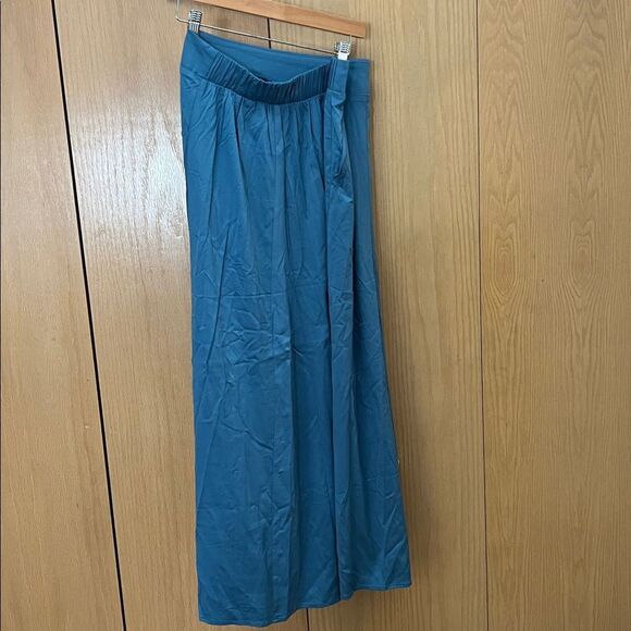 torrid Maxi Stretch Challis Button Slit Skirt Size 2X NWT - Picture 8 of 8